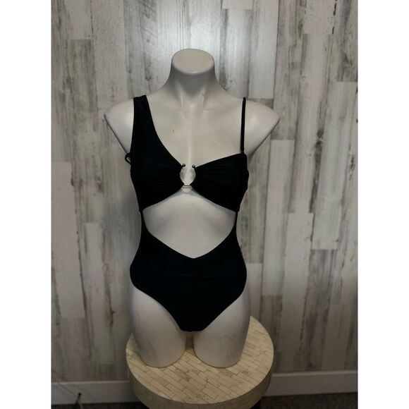 Black one piece swimsuit - Picture 3 of 7